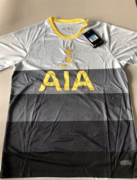 Tottenham Away Kit 21 22 - Customer Reviews