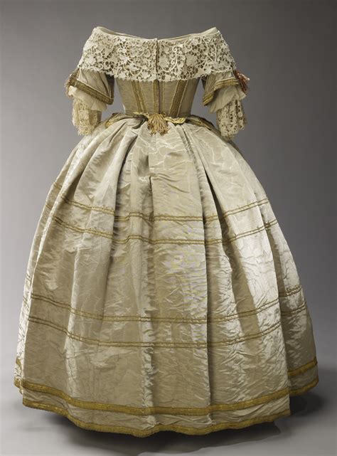 Ephemeral Elegance — Queen Victorias Costume For The Stuart Ball 1851