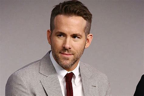 Ryan Reynolds To Star In ‘life From ‘deadpool‘ Scribes
