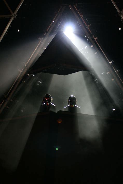 They achieved popularity in the late 1990s as part of the french. Daft Punk / Alive 2007 | Daft punk, Daft punk unmasked ...