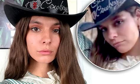 caitlin stasey posts yet another explicit photo on instagram daily mail online