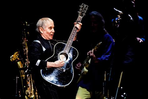 Paul Simon zoekt zelfs bij zijn afscheid muzikale vernieuwing - NRC