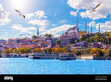 The Suleymaniye Mosque Beautiful View From The Golden Horn Inlet