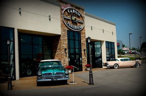 The Little Known Antique Car Museum In Kentucky That Has One Of The