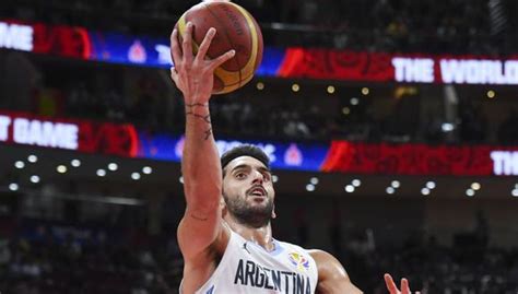 Es por esa razón que ya posó con su nueva camiseta, luego de su exitoso paso por real madrid. NBA: Facundo Campazzo y el número que utilizará en los ...