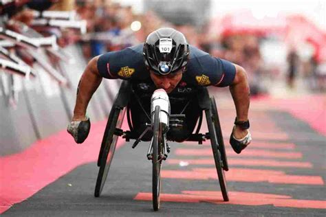 Subito dopo l'incidente di venerdì scorso al campione di handbike ed ex pilota di formula uno, è stata direttamente la moglie daniela ad avvertire il dottor costa, che immediatamente si è recato. Zanardi incidente | il suo messaggio appena prima che ...
