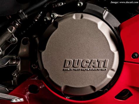 Superquadro Engine Ducati Launches The Panigale V2 For Rs 1699 Lakh