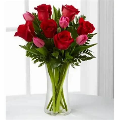 Tulip And Rose Bouquet Tampa Florists New Tampa Flowers