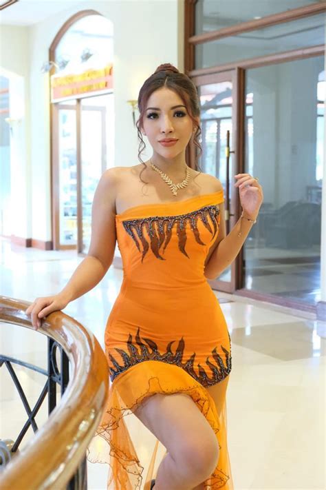 Nang Mwe San နန်းမွေစံ Fashion Myanmar Model Girl Photo Fashion Beautiful Thai Women