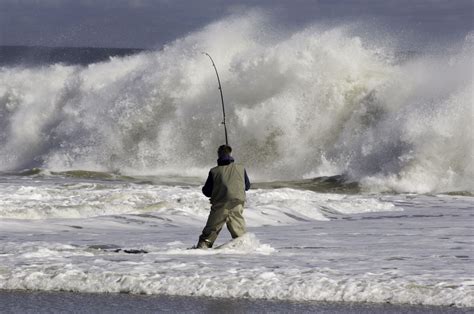 Long-Distance Surf Casting Techniques
