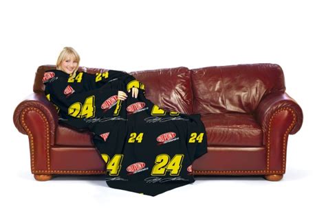 The celebrations and formalities of jeff gordon's fourth nascar winston cup championship are over, and it's time to crank up while it is premature, even silly, to be looking down the road with blurred vision toward an event that might never happen, gordon, 30, has the best shot at setting a new mark. Under: NASCAR Bedding, Room Decor & Accessories » Jeff ...