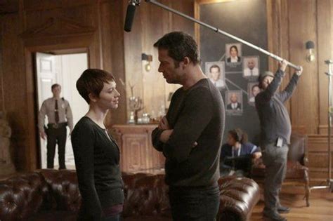 The Following Emma And Joe Warren Kole Tv Couples Scene Photo On Set Behind The Scenes Tv