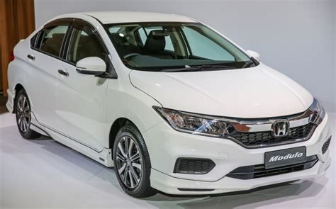 It is equipped with a 6 speed automatic transmission. 2017 Honda City facelift (Malaysia) - MS+ BLOG