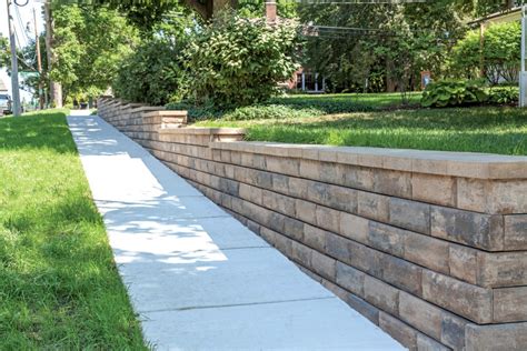 Exclusive to unilock, this patented wall system represents a revolution in wall design. U-Cara™ Multi-Face Wall System - Unilock Commercial