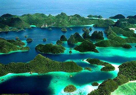 10 Otherworldly Places To Visit In Indonesia • Travel Lush