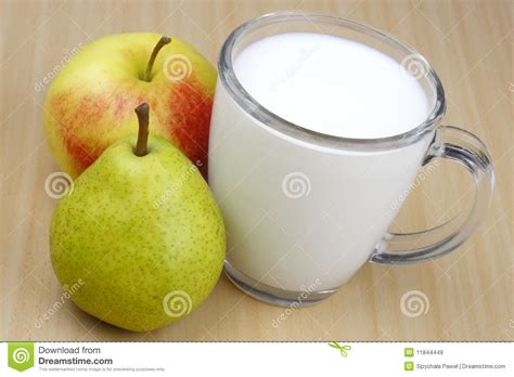 Applepear And Milk Stock Image Image Of Vegetarian 11844449