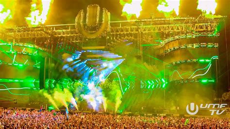 Calvin Harris Ellie Goulding Miracle Hardwell Remix LIVE At Ultra Music Festival Miami