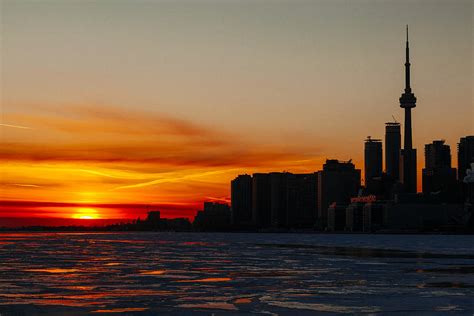 Winter Sunset In Toronto Photograph By Laura Tucker
