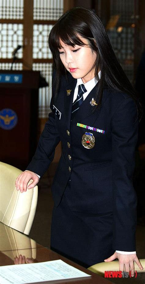 The Uniform Girls Pic Iu Korean Police Uniform 4