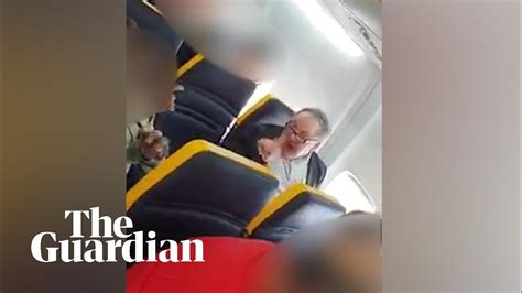 Racist Incident Filmed On Ryanair Flight Youtube