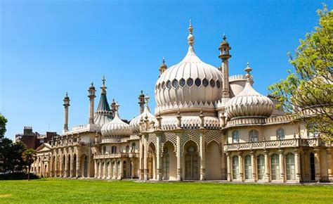 10 Must Visit Places To See In Brighton Uk Royal Pavilion Uk Tourist