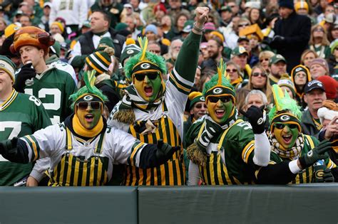 Game Day Experience How Do You Watch The Green Bay Packers Part I