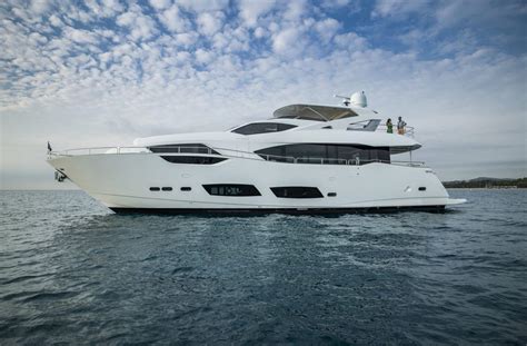 Sunseeker are world leaders in luxury performance motor yachts. 2020 Sunseeker 95 Yacht, - boats.com