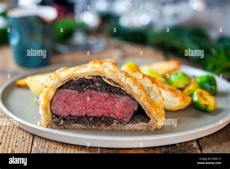 Traditional Beef Wellington Stock Photo Alamy