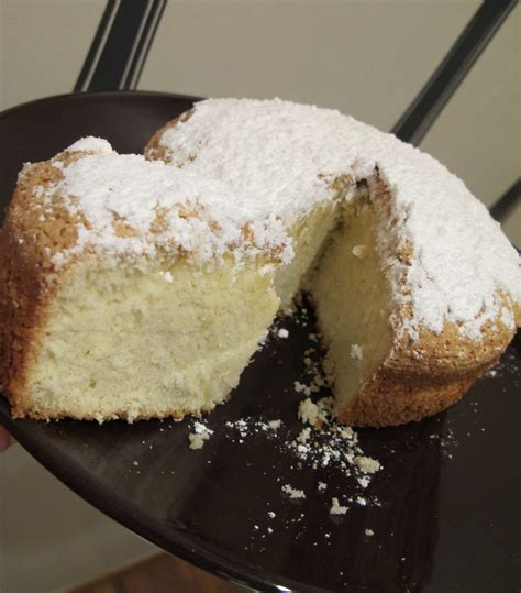 Croque en bouche Gâteau de Savoie