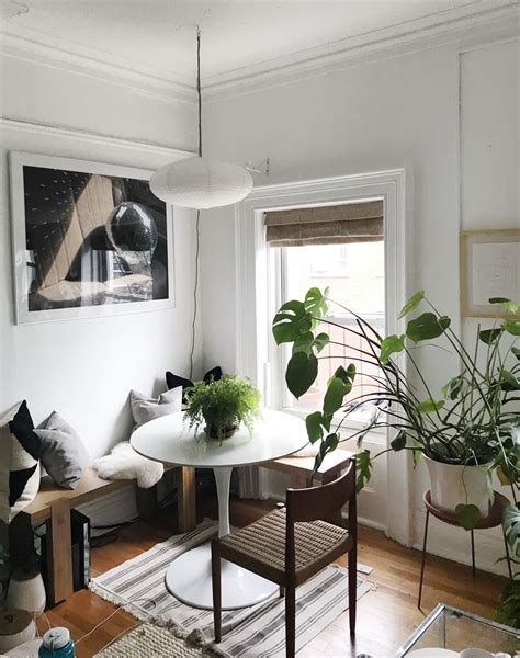 10 Small Living Rooms That Make Space For A Dining Table Too