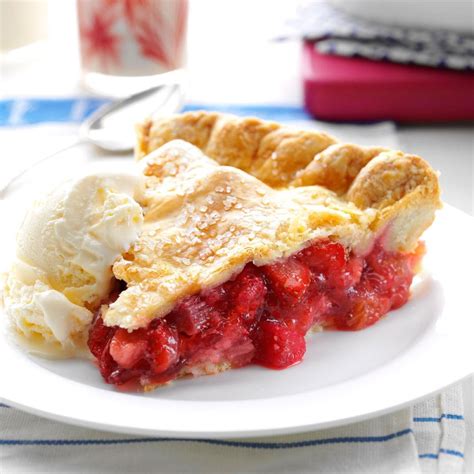 Winning Rhubarb Strawberry Pie Recipe Taste Of Home