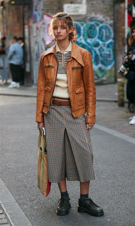 The Best Street Style From London Fashion Week Spring 2023 Who What Wear