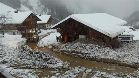 Antenne tirol war bis zum jahr 2004 einer der erfolgreichsten privatradiosender. Schneechaos in Tirol - ZDFheute