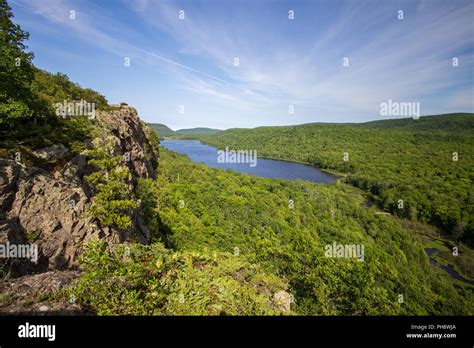 Lake Of The Clouds Overlook Beautiful Lake Of The Clouds Is The