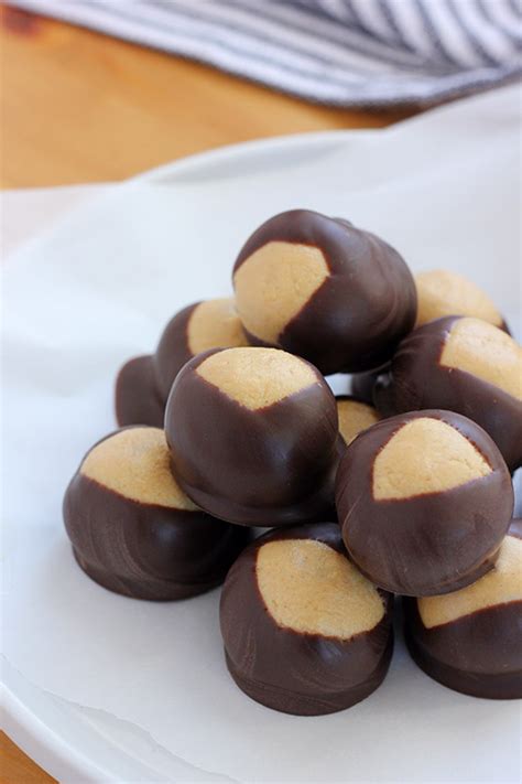 You Only Need A Few Ingredients And 10 Minutes For This Easy Buckeye Recipe These No Bake