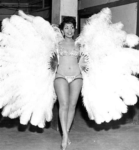 A Look Back Glorious Photos Of Vintage Burlesque Dancers Black Pinup Vintage Burlesque