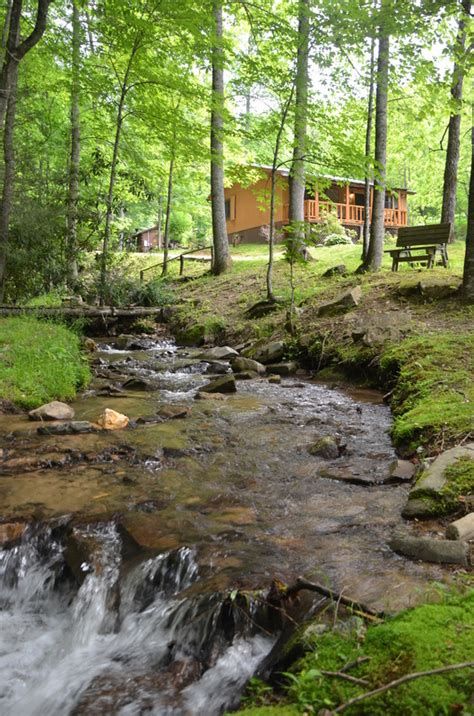 There is no better way to spend your time in the smoky mountains than to experience the creekside cabin rentals of panther creek cabins in cherokee, nc. Panther Creek Lodge | 2 Bedroom Cabin Rental in Cherokee ...