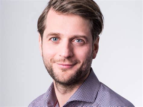 Before sebastian siemiatkowski built a swedish rival to paypal called klarna, he was paying his dues as a young worker behind the broiler station at burger king. Sebastian Siemiatkowski built $2.25 billion Klarna with no experience - Business Insider