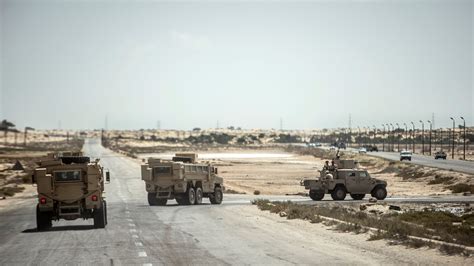 مقتل ضابطين و3 مجندين في الحملة العسكرية وسط سيناء