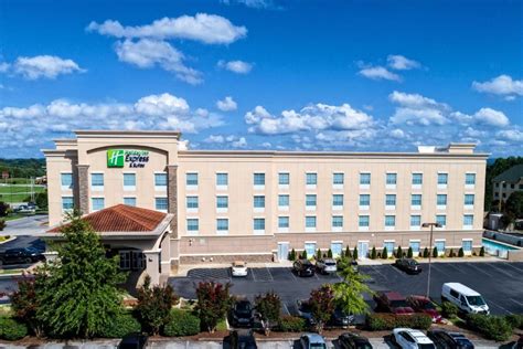 Holiday Inn Express And Suites Cookeville An Ihg Hotel Cookeville Updated Prices 2024