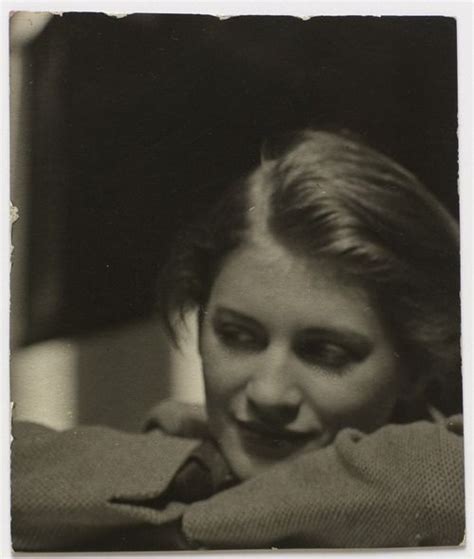 Lee Miller By Man Ray 1930 Lee Miller Man Ray Photography Vintage