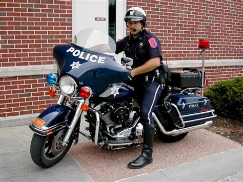 Uipd Motorcycle Unit A Brief History By Ofc George Sandwick And Ofc Kyle Krickovich Public Safety