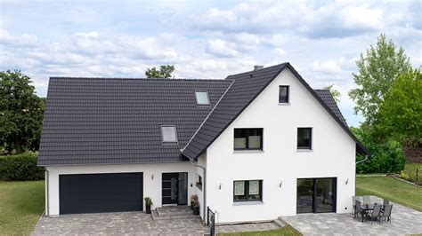 Take control of your belongings with the haus garage organization kit. Einfamilienhaus mit Garage - Ziegler Haus