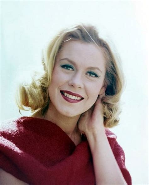 Elizabeth Montgomery Was Diagnosed With Colon Cancer In 1992 And Passed