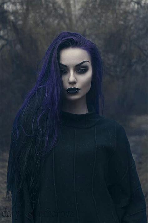Pin By Le Nouveau Blog De Mode On Style Gothic Dark Purple Hair Goth