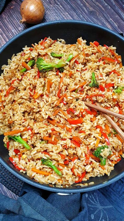 Gebratener Asia Reis mit Gemüse und Hähnchen Lydiasfoodblog