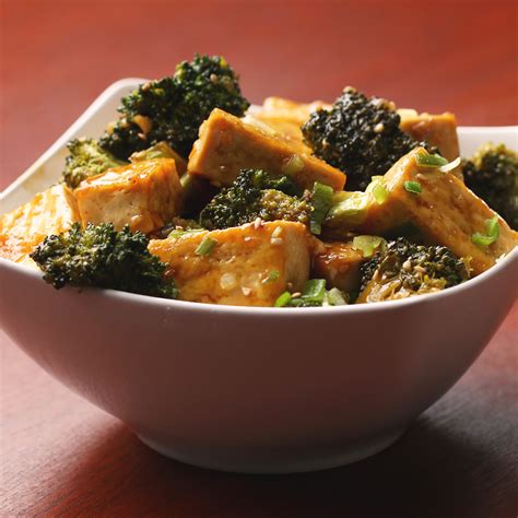 Firm tofu, vegetable oil, sesame oil, broccoli florets, vegetable broth, garlic cloves, grated ginger, soy sauce, agave syrup, rice vinegar 14 oz firm tofu. Chinese Takeout-style Tofu And Broccoli Recipe by Tasty