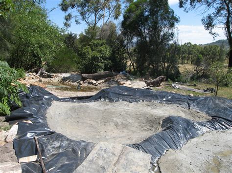 Have you ever considered building your own pond? Pond Building - Wallis Creek Watergarden