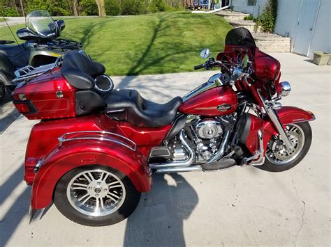 2013 Harley Davidson® Flhtcutg Tri Glide™ Ultra Classic® Red