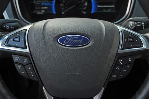 Se le ha otorgado este 2013 ford fusion por $5,000 usd (más los cargos aplicables). 2013 Ford Fusion SE Hybrid Review & Test Drive ...